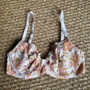 Victoria’s Secret floral bra